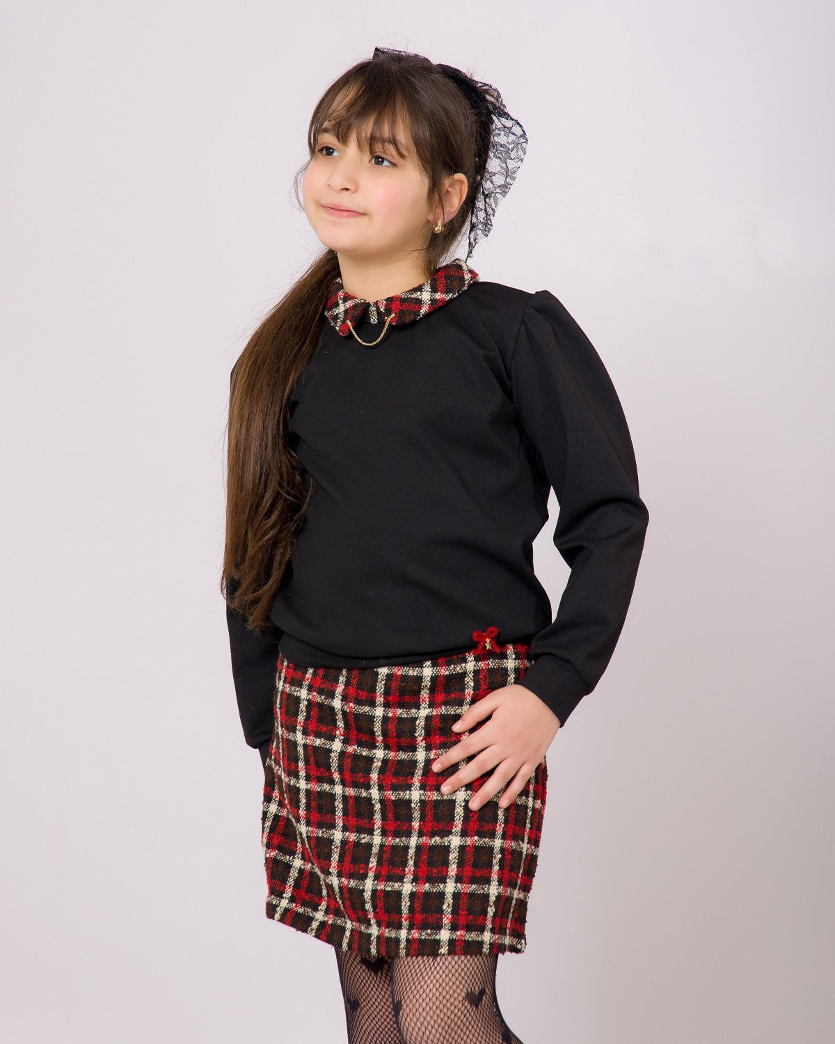 Ensemble Fille Noir & Jupe à Carreaux